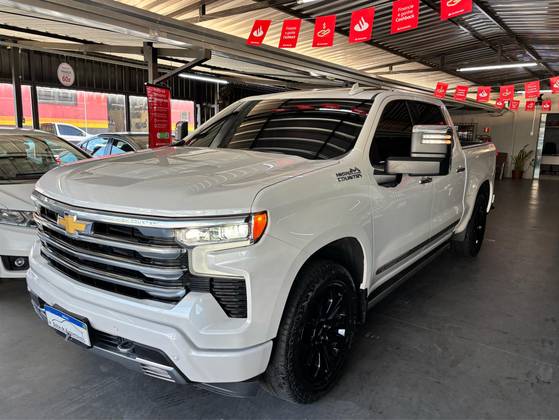 CHEVROLET SILVERADO 5.3 V8 GASOLINA 1500 HIGH COUNTRY 4X4 AUTOMÁTICO CHEVROLET SILVERADO 5.3 V8 GASOLINA 1500 HIGH COUNTRY 4X4 AUTOMÁTICO